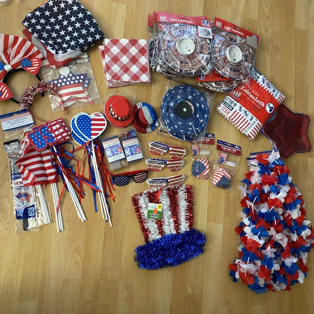 ⭐️Patriotic Party Supplies!⭐️